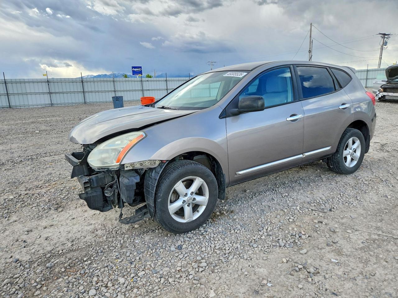 Salvage Nissan Rogue Image