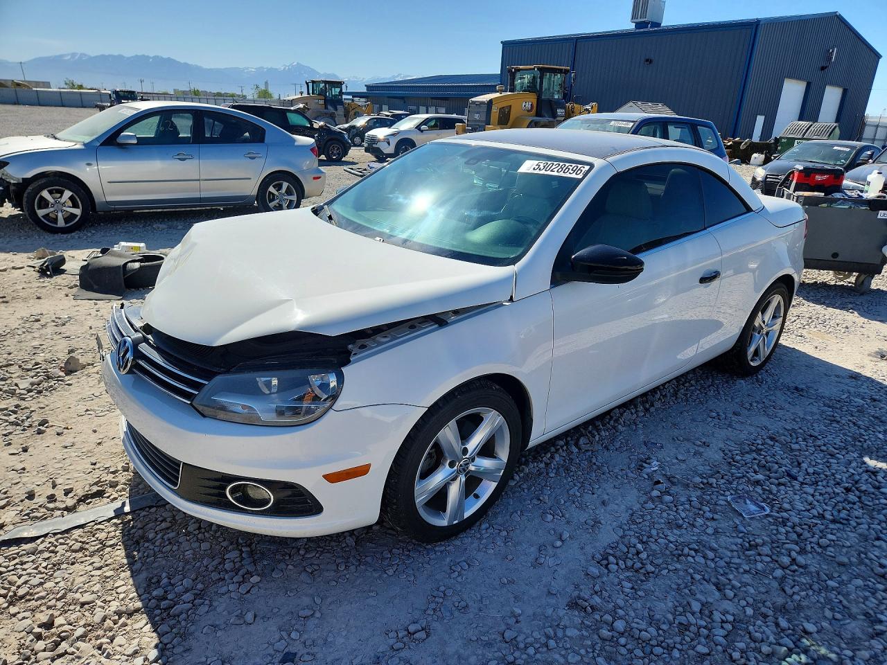 Salvage Volkswagen Eos Image