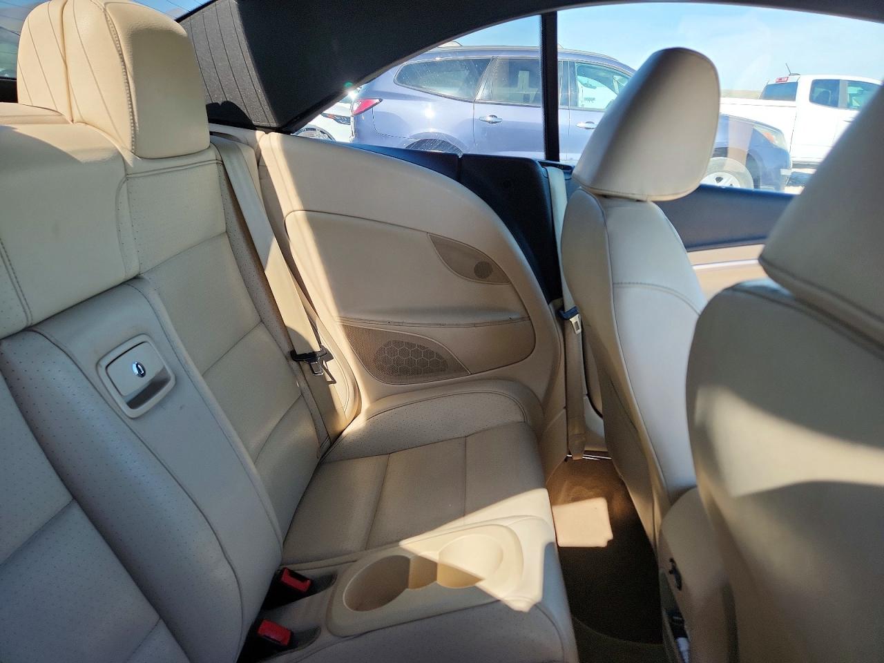 Volkswagen Eos Lux