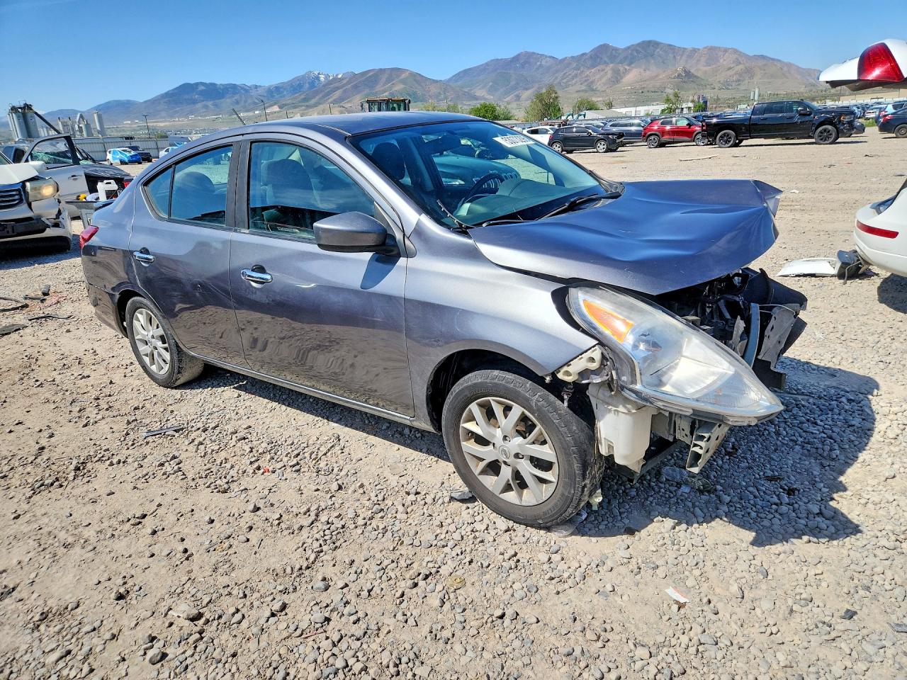 Nissan Versa Sv