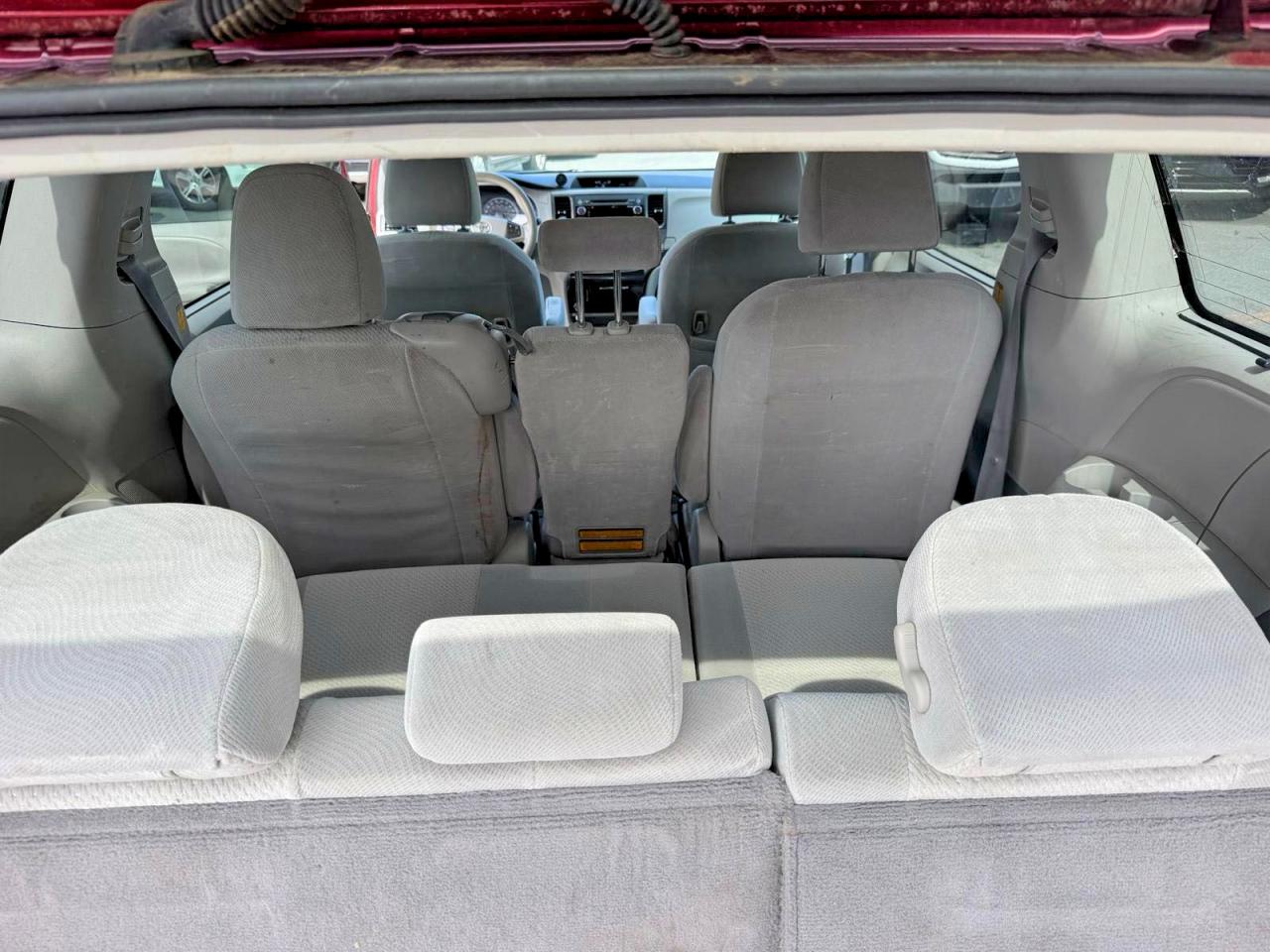 Toyota Sienna Le
