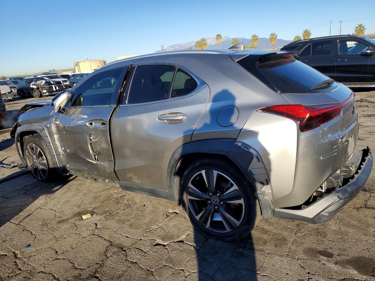 Lexus Ux 200