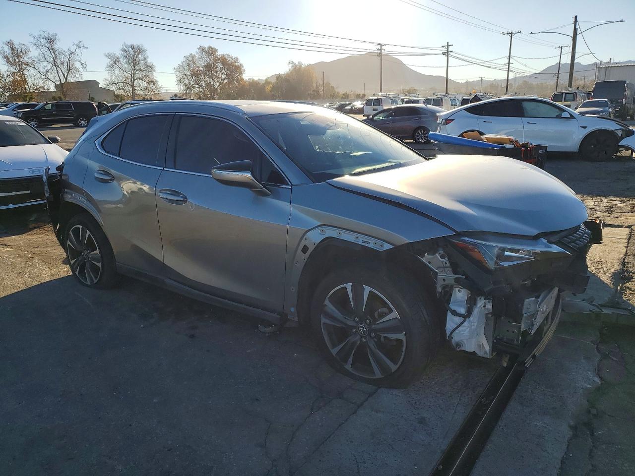 Lexus Ux 200
