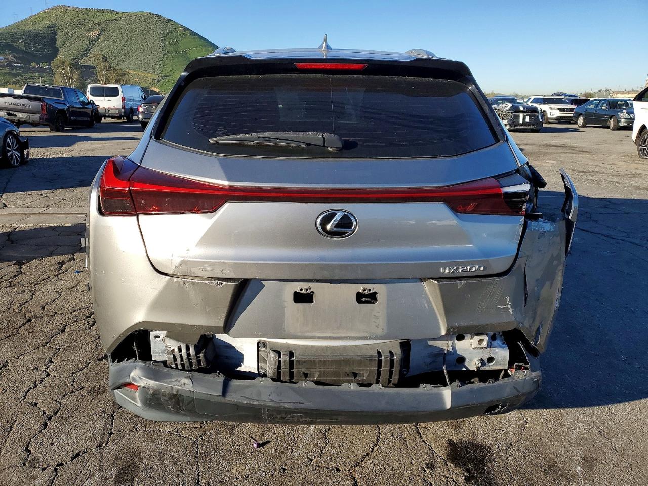 Lexus Ux 200