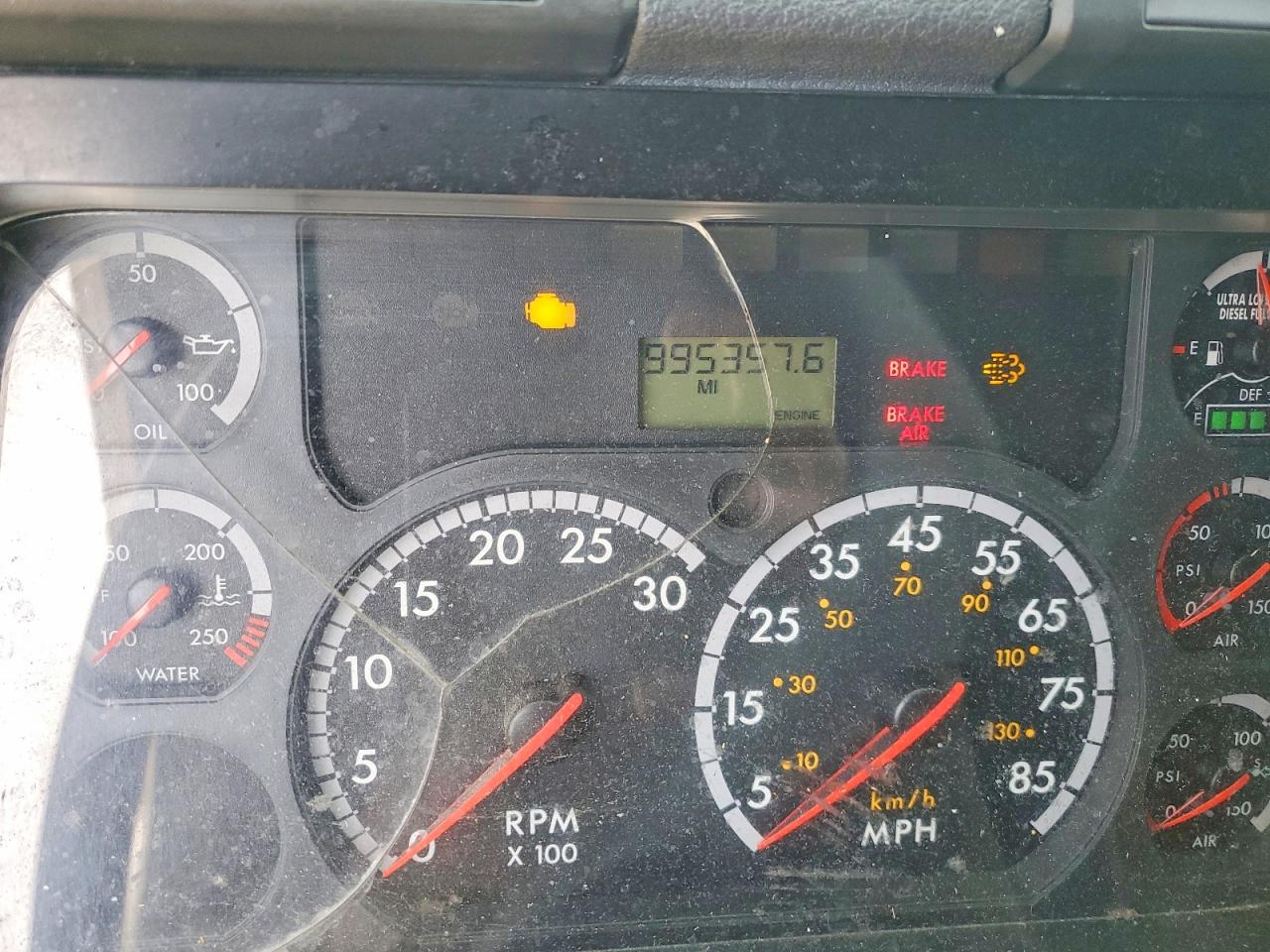 Freigliner Cascadia 125