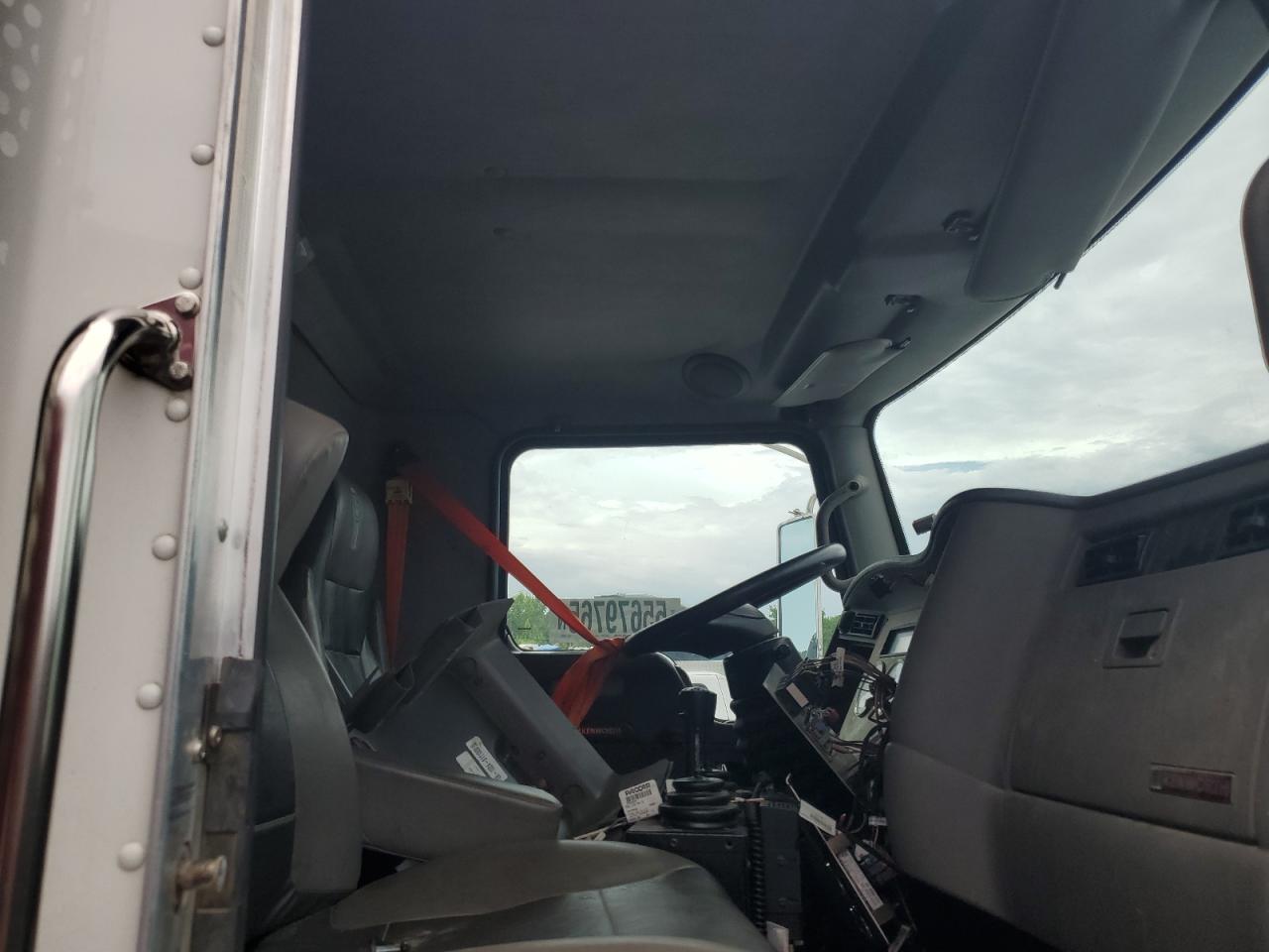 Kenworth Construction T370