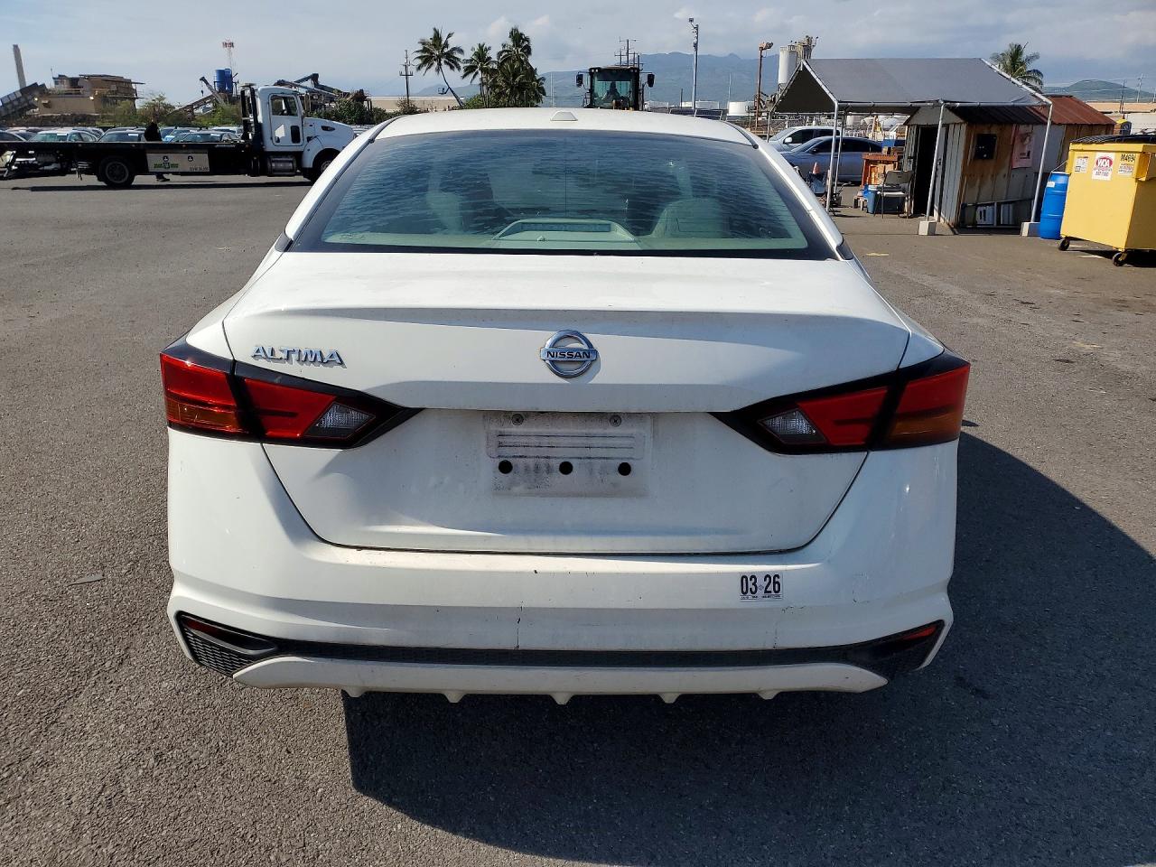 Nissan Altima S
