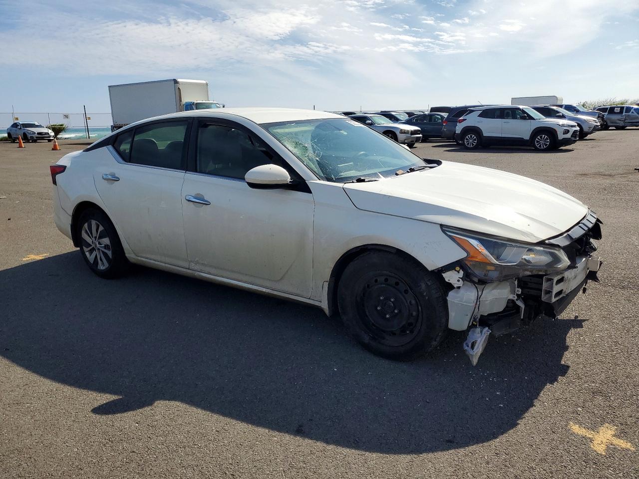 Nissan Altima S