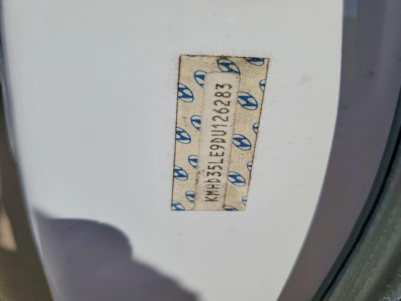 Hyundai ELANTRA Base