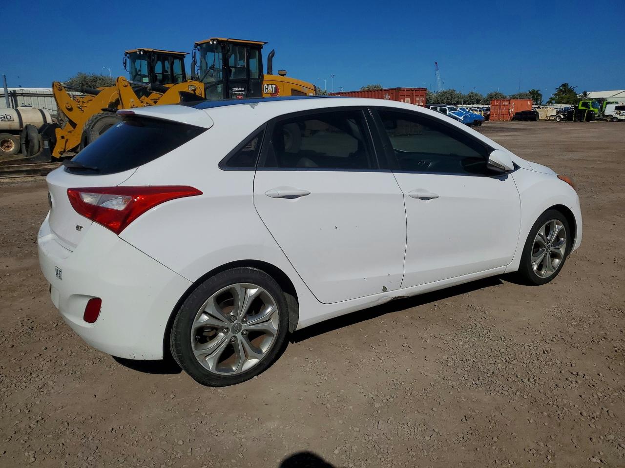 Hyundai ELANTRA Base
