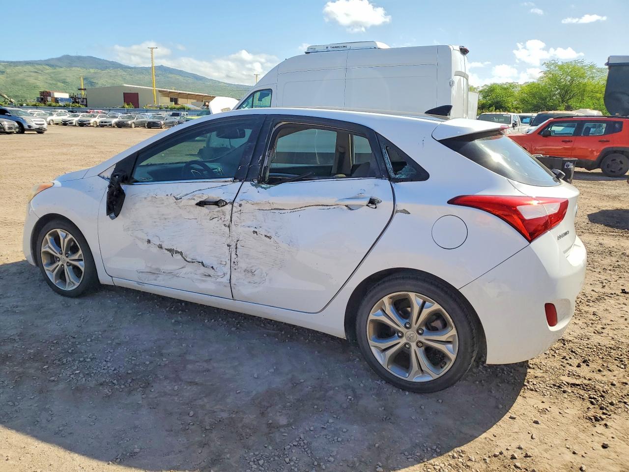 Hyundai ELANTRA Base