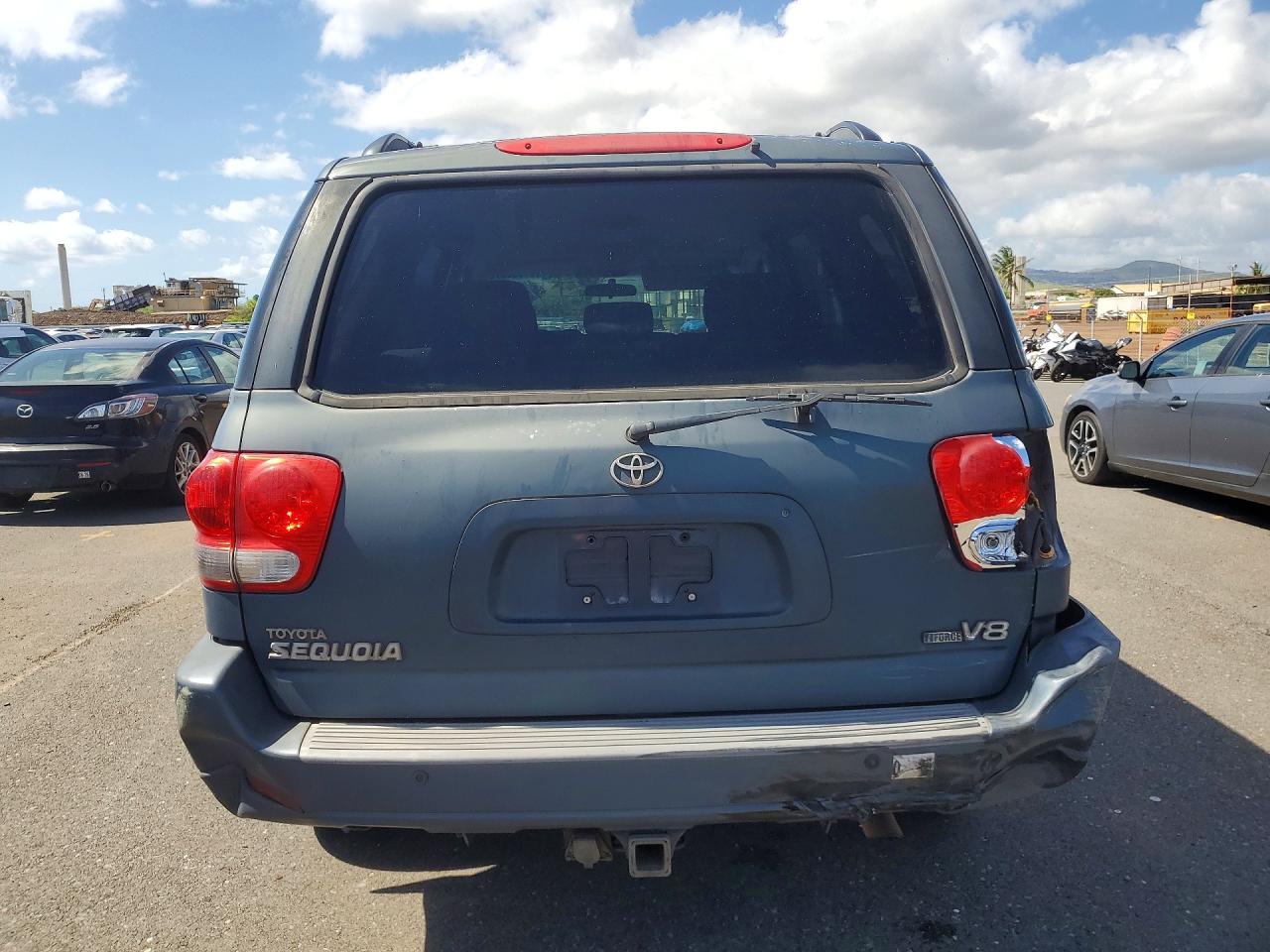 Toyota Sequoia Sr5