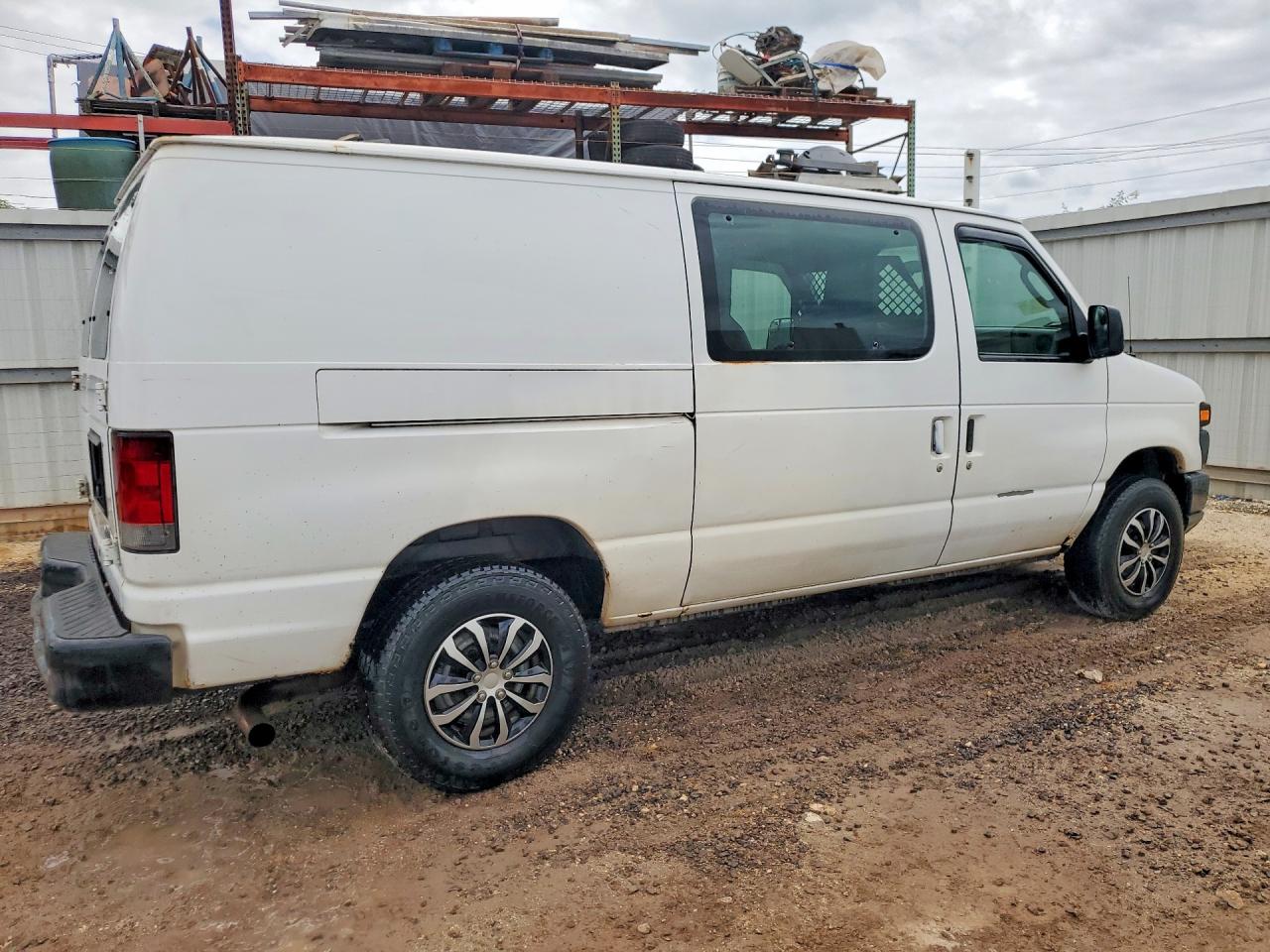 Ford Econoline E250 Van