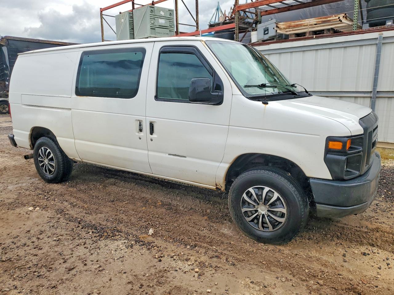Ford Econoline E250 Van