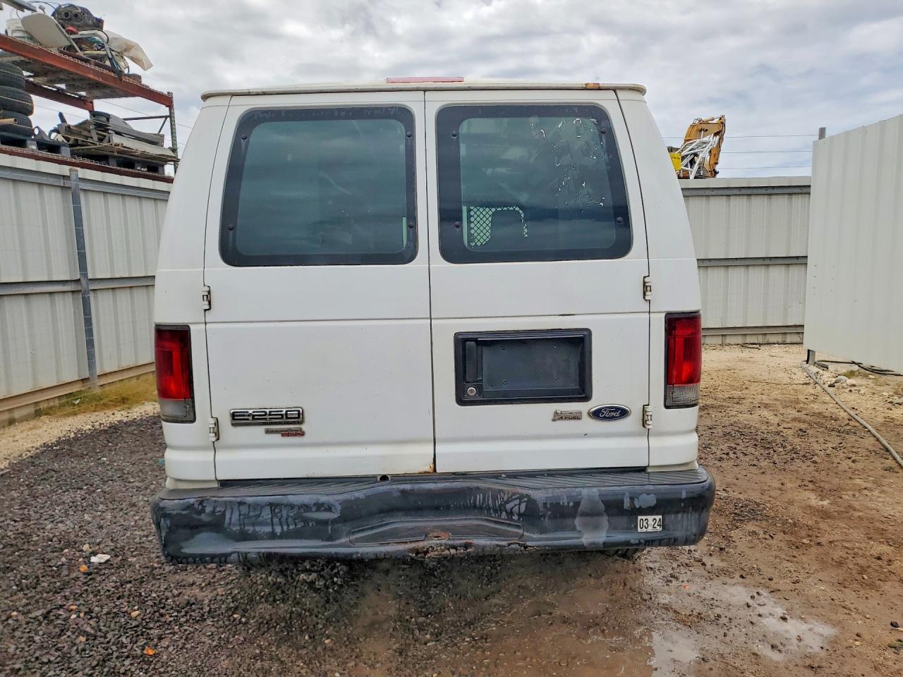 Ford Econoline E250 Van