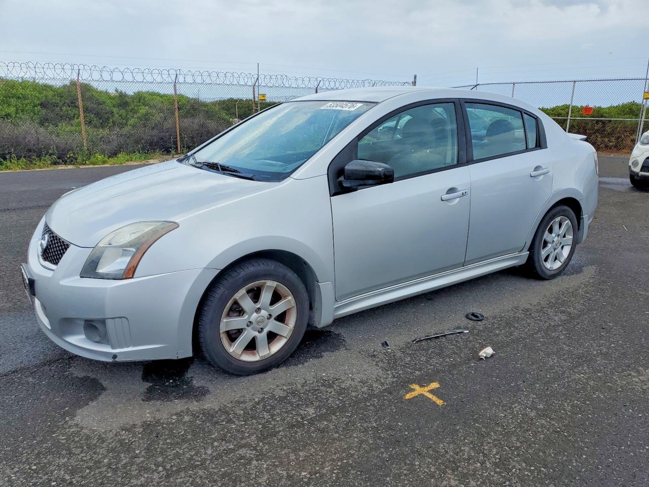 Salvage Nissan Sentra Image