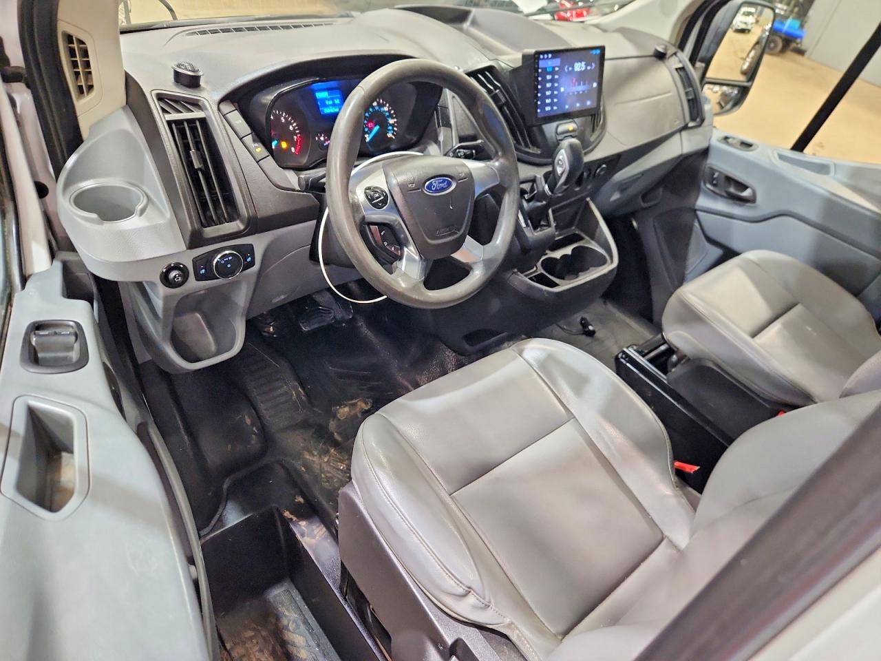 Ford Transit T-250