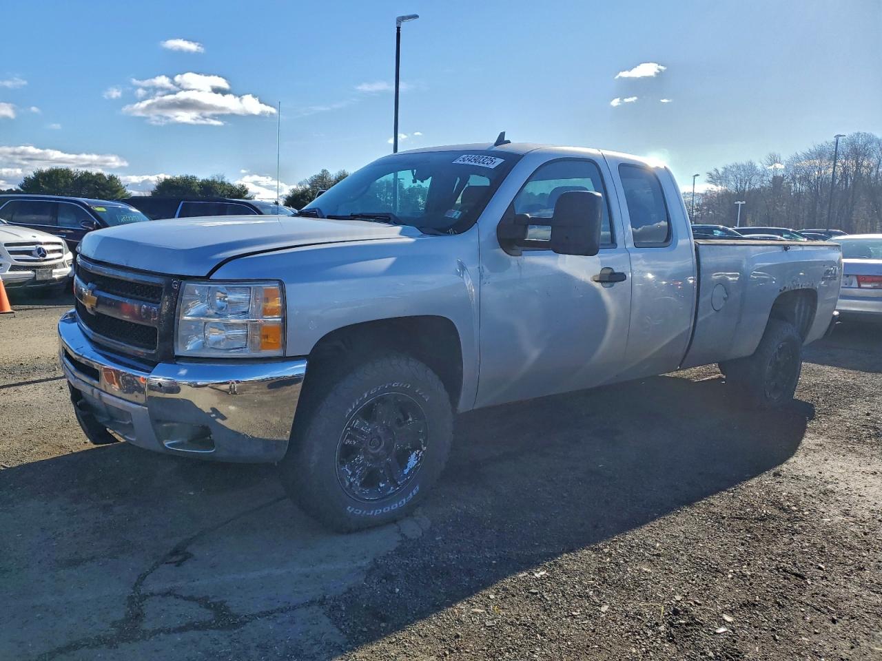 Salvage Chevrolet Silverado Image