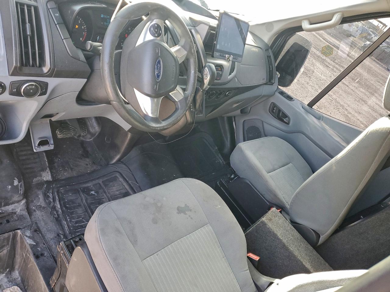 Ford Transit T-250
