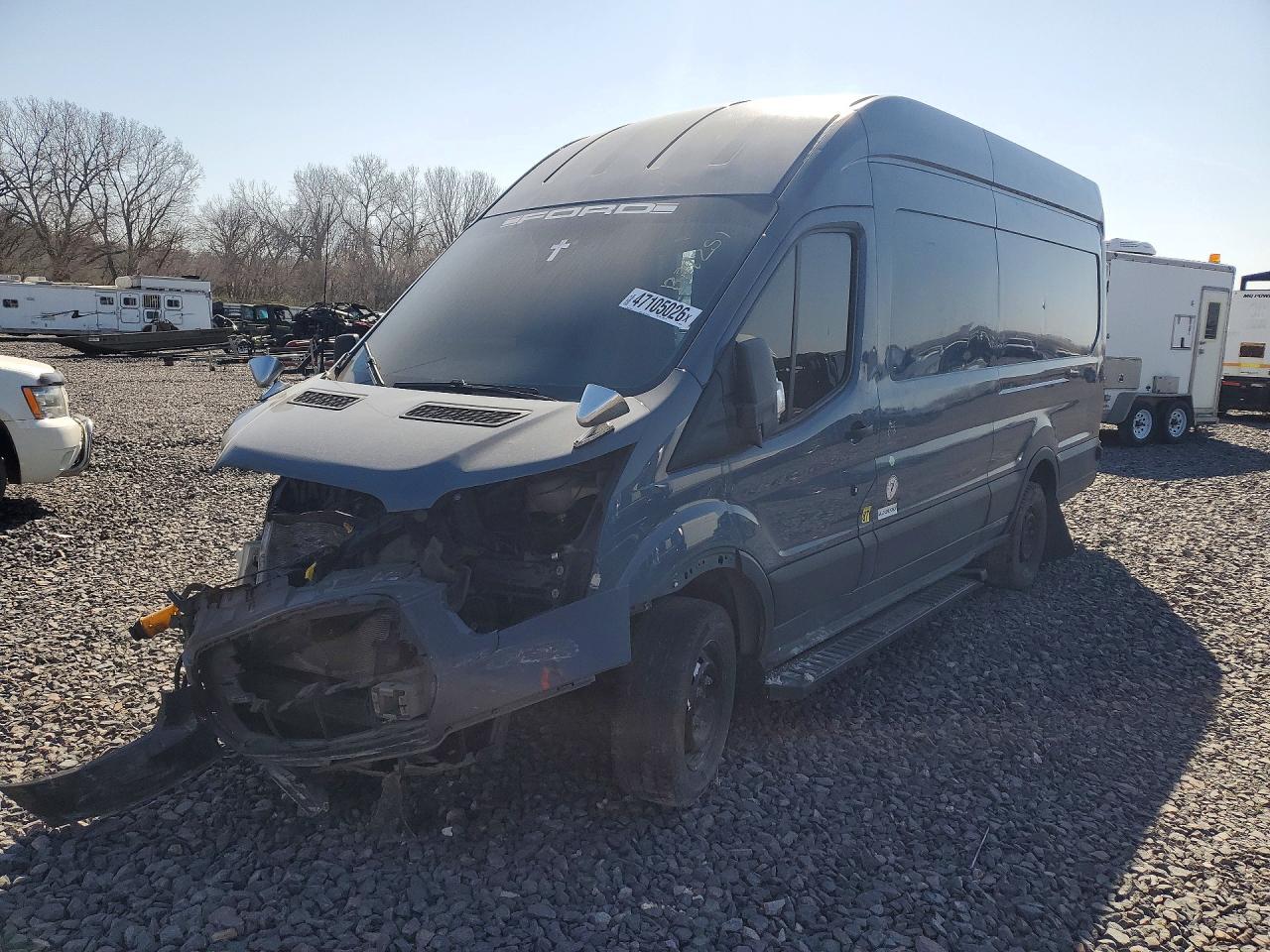 Salvage Ford Transit Image