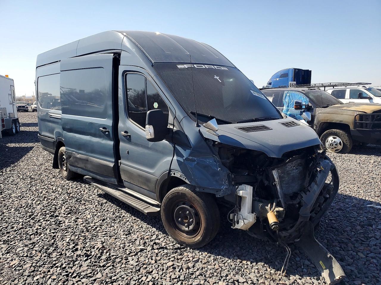 Ford Transit T-250