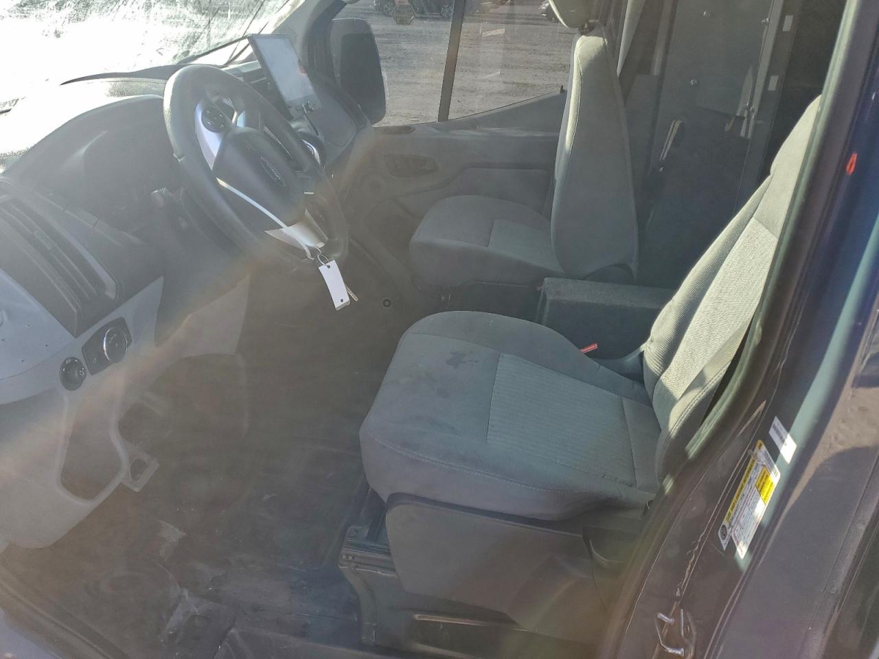 Ford Transit T-250