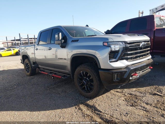 Salvage Chevrolet Silverado 2500 Image