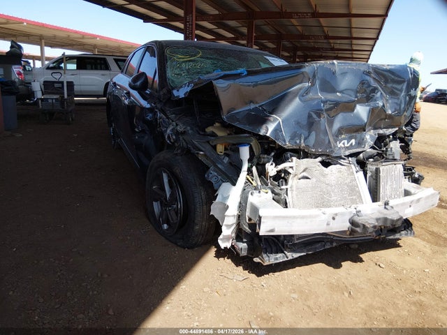 Kia K5 Lxs