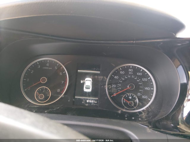 Kia K5 Lxs