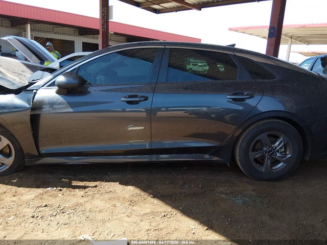 Kia K5 Lxs