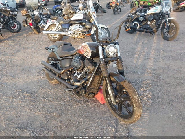 Salvage Harley-Davidson Fxbbs Image