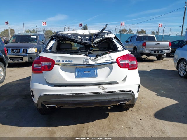 Mercedes-Benz GLA 4matic