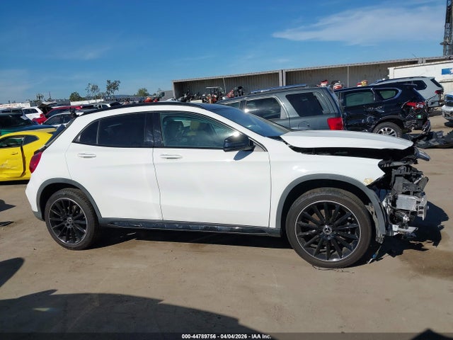 Mercedes-Benz GLA 4matic