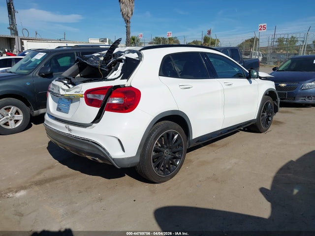 Mercedes-Benz GLA 4matic