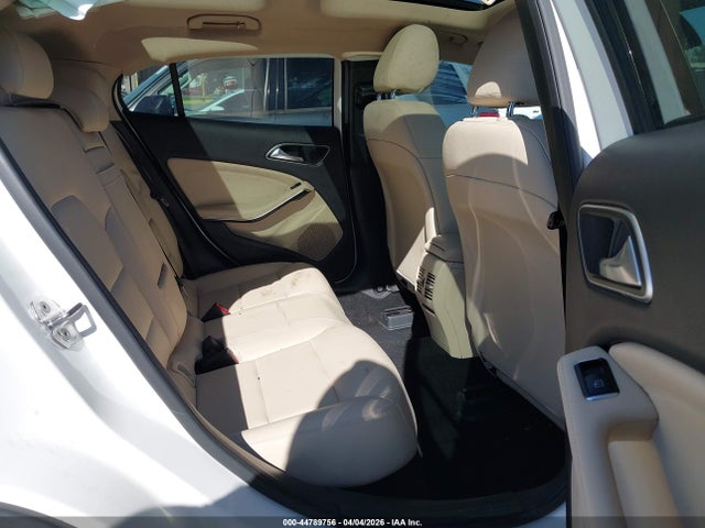 Mercedes-Benz GLA 4matic