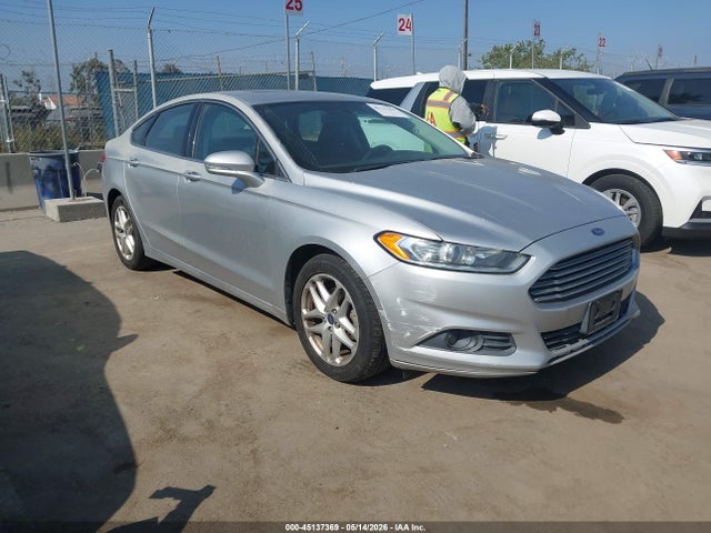Salvage Ford Fusion Image
