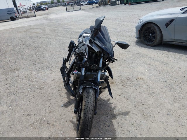Kawasaki Ex650 J