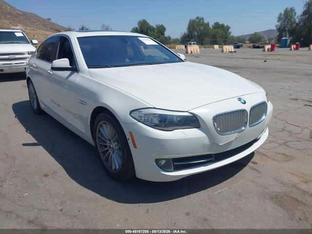Salvage BMW Activehybrid 5 Image