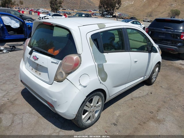 Chevrolet Spark 1lt Auto