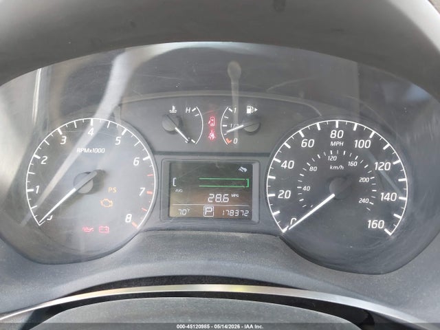 Nissan Sentra S