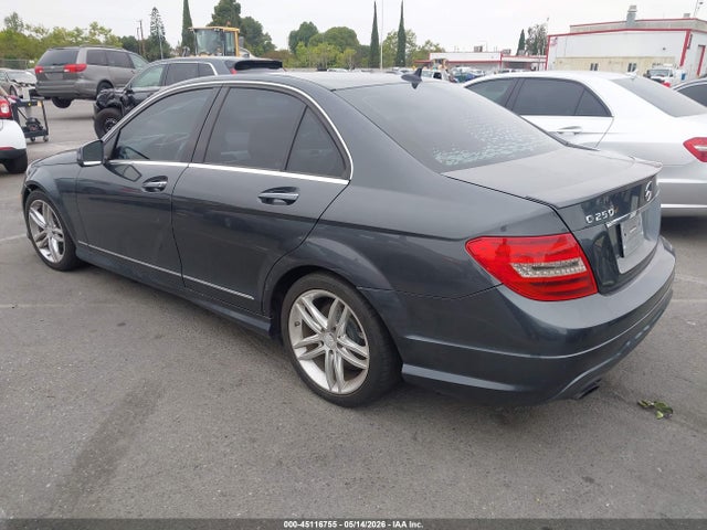 Mercedes-Benz C-Class Sport