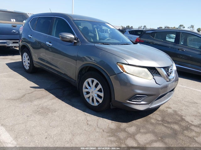 Salvage Nissan Rogue Image