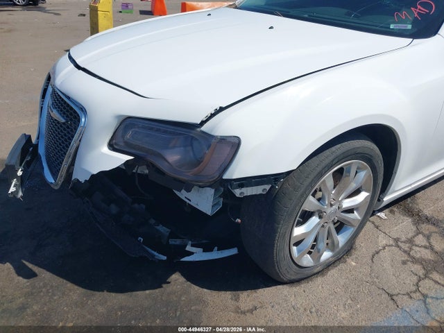 Chrysler 300c Awd
