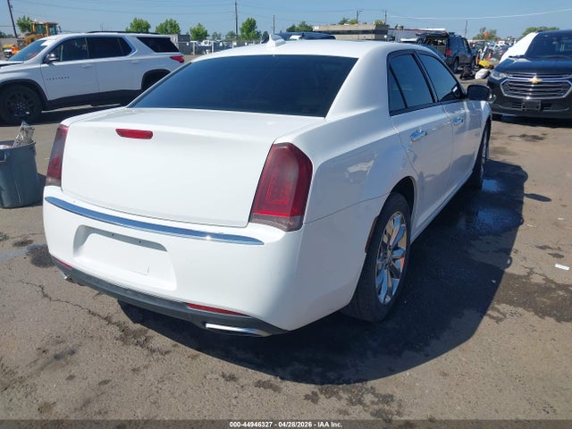 Chrysler 300c Awd