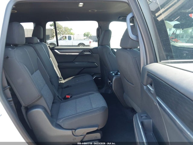 GMC Acadia Fwd Elevation