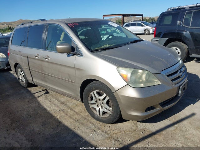 Salvage Honda Odyssey Image