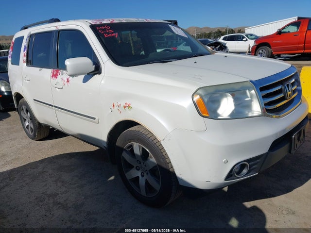 Salvage Honda Pilot Image