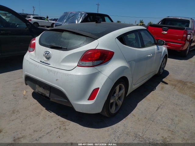 Hyundai VELOSTER