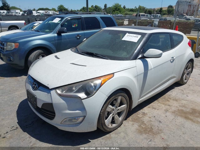 Hyundai VELOSTER