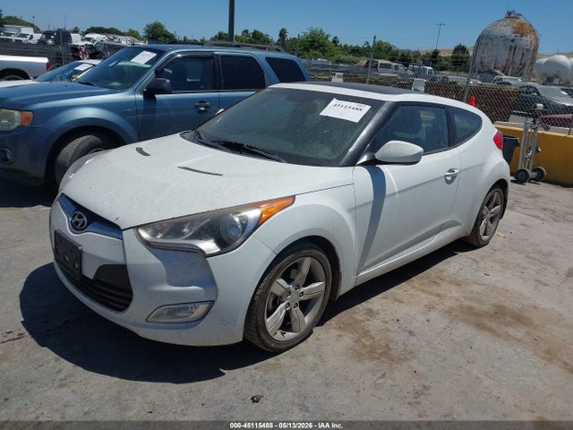 Hyundai VELOSTER